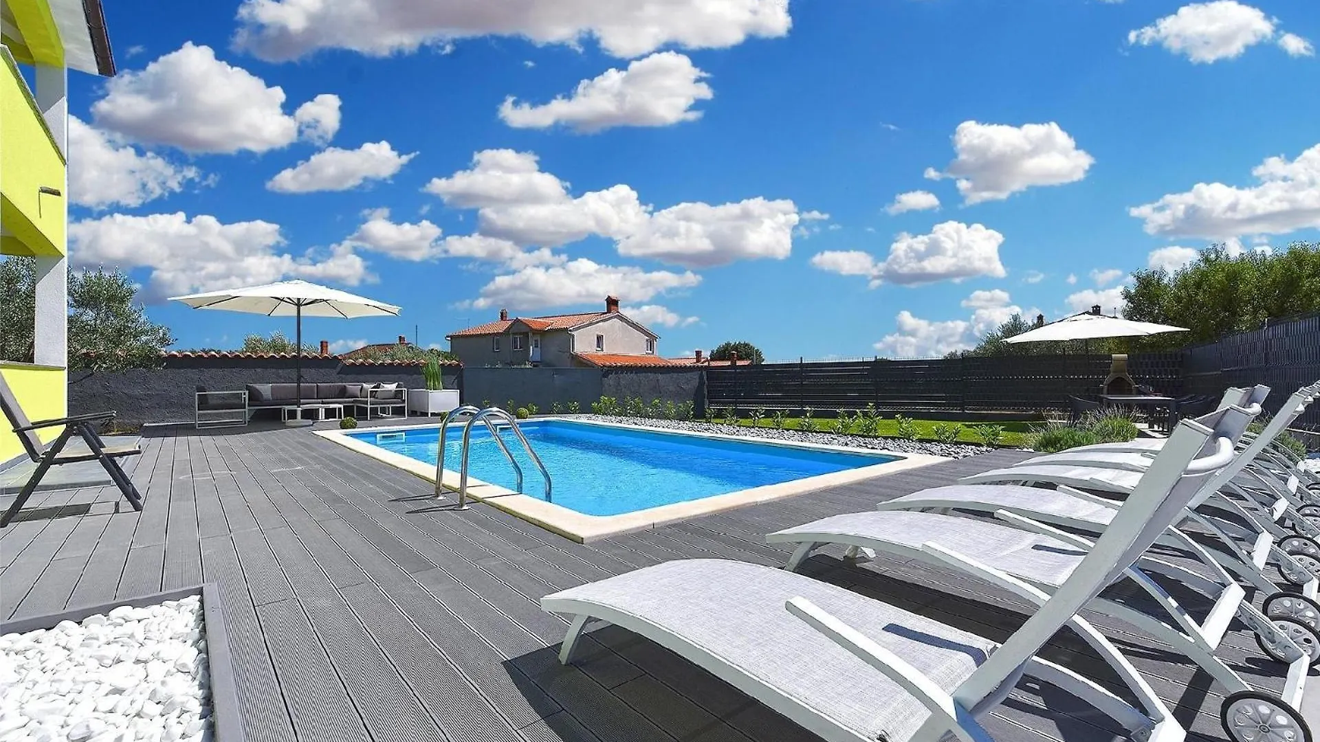Ferienhaus Mit Privatpool Fuer 8 Personen Ca 126 Qm In Galizana, Istrien Istrische Riviera Holiday home Galizana