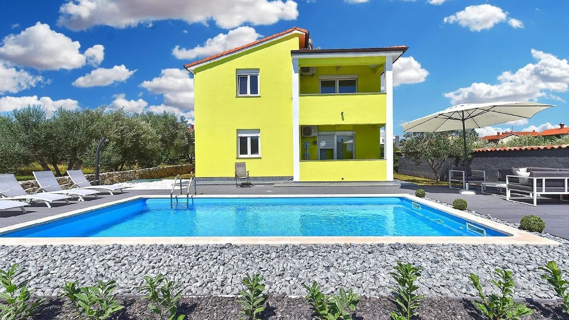 Ferienhaus Mit Privatpool Fuer 8 Personen Ca 126 Qm In Galizana, Istrien Istrische Riviera 0*, Galizana